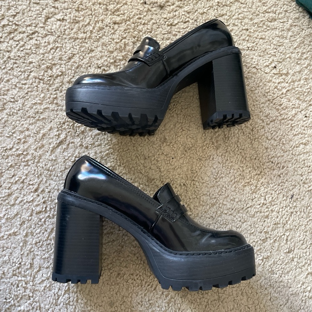 madden girl platform heeled loafers